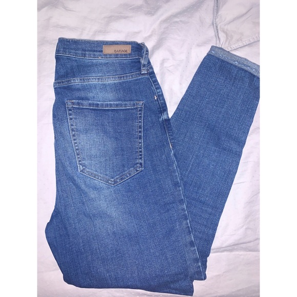 Jeans - Picture 1 of 2